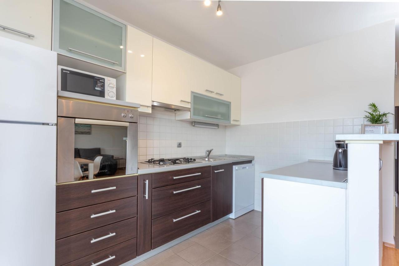 Apartment Tasina Đảo Hvar Ngoại thất bức ảnh