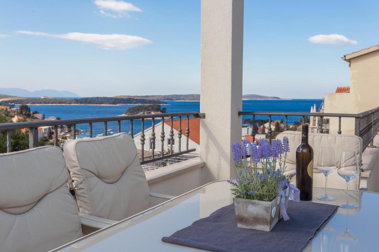 Apartment Tasina Đảo Hvar Ngoại thất bức ảnh