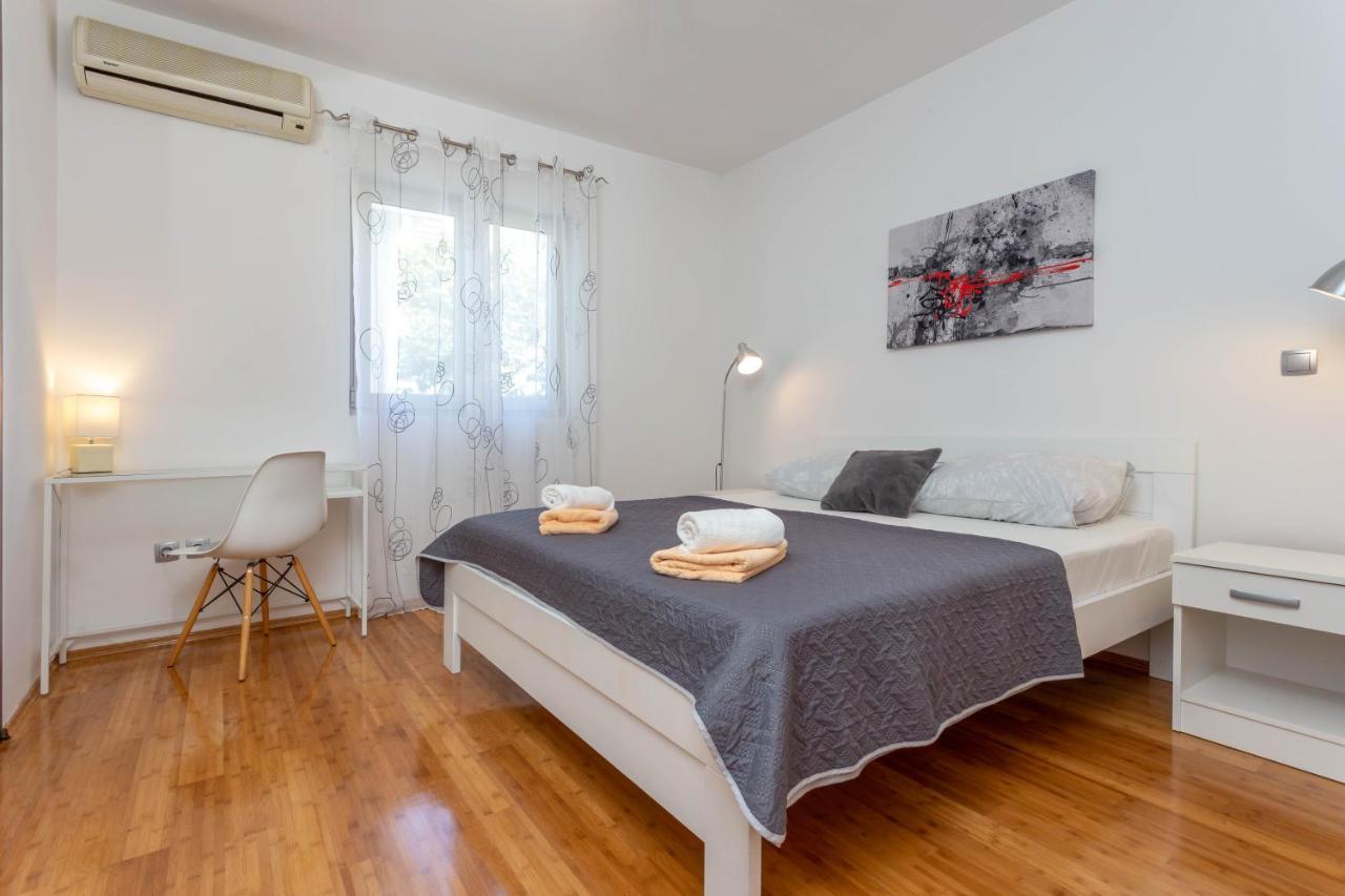 Apartment Tasina Đảo Hvar Ngoại thất bức ảnh