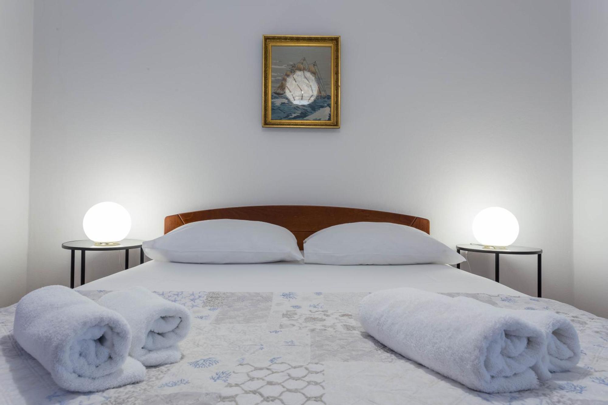 Apartment Tasina Đảo Hvar Ngoại thất bức ảnh